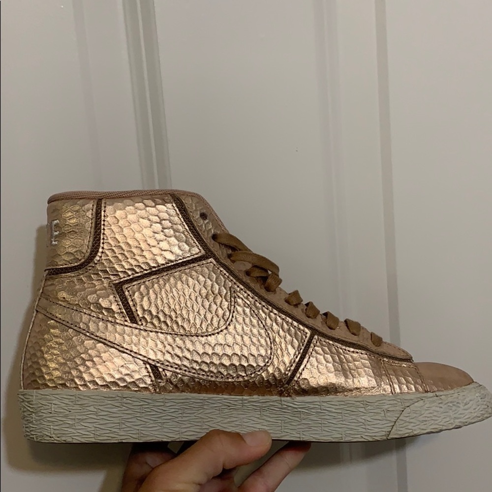 Nike Mid Blazer Women’s